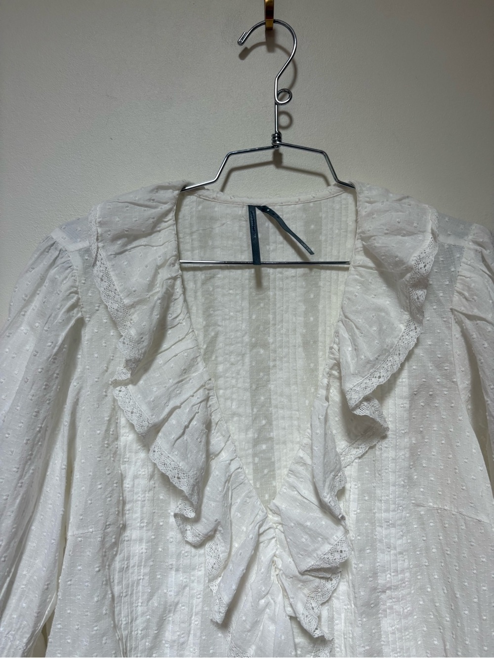 NWOT By Anthropologie Ruffled Pin-Tuck Button-Front Blouse Size Medium - Picture 6 of 13
